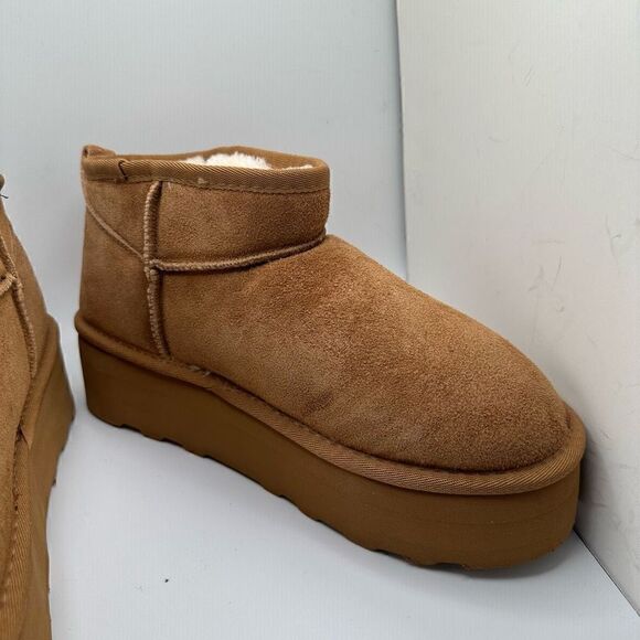 CUSHIONAIRE Women's Genuine Suede pull on platform boot +Memory Foam 9 CHESTNUT - Picture 6 of 7